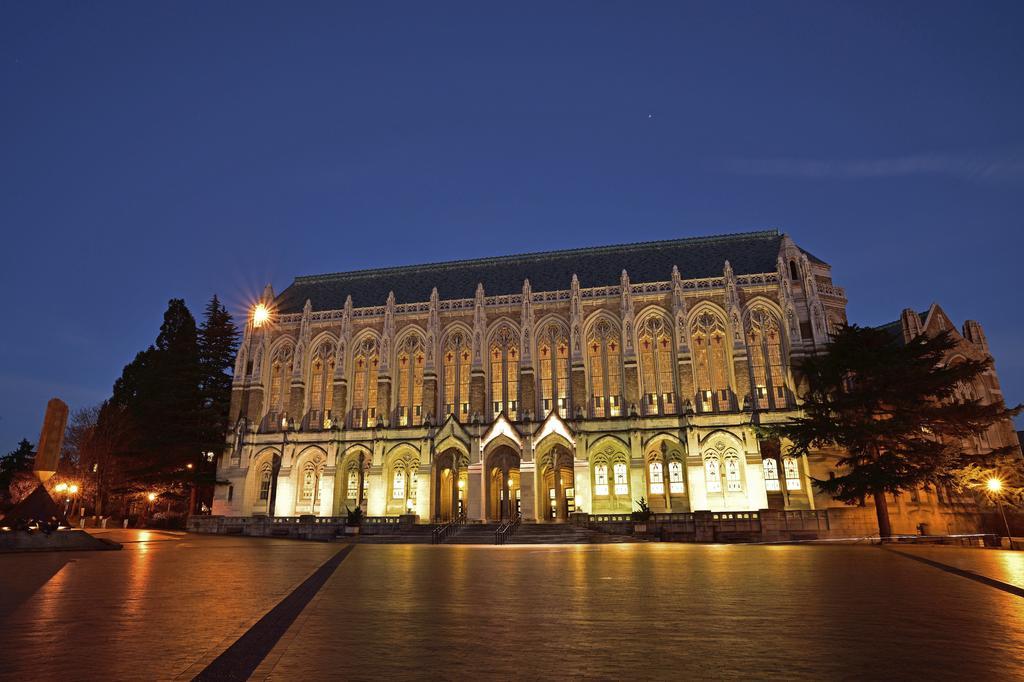 Silver Cloud - University Of Washington District Hotel