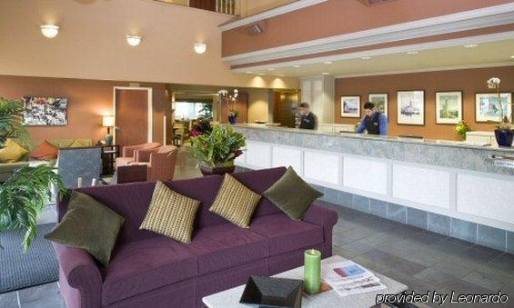 Silver Cloud - University Of Washington District Hotel 3*